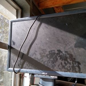19' Acer LCD Monitor with hard drive